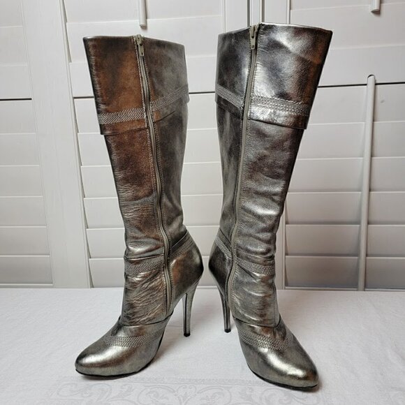 Aldo Silver Boots - Sexy High Heels - Size 7.5 (Euro 38) - Picture 3 of 9